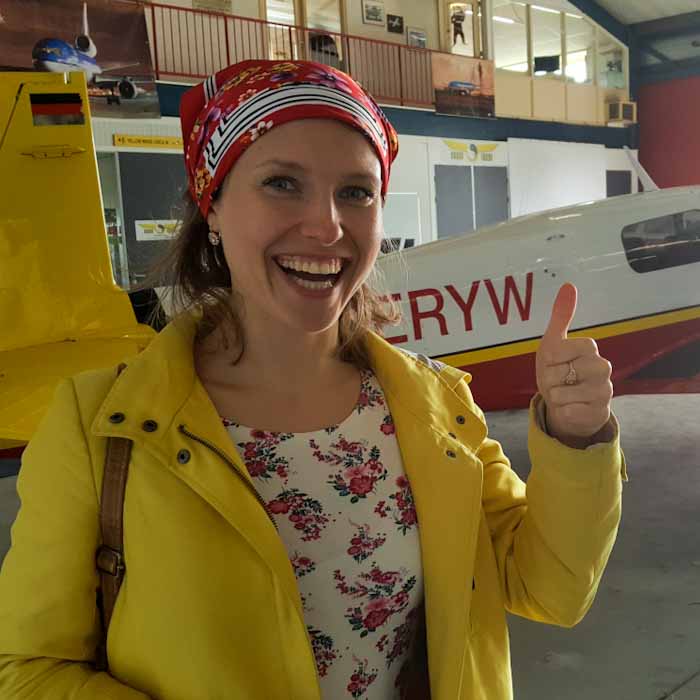 Flying airplane in Tuege - Me inside the hangar - Discover True Netherlands