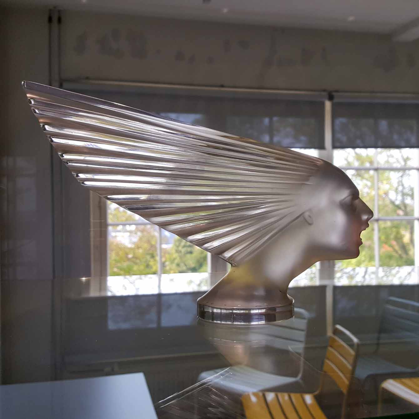 Glass Museum in Leerdam - glass woman - Discover True Netherlands