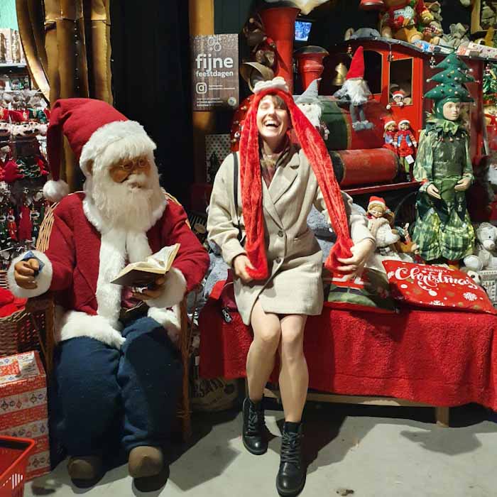 Global Garden - I sit next to Santa Claus - Discover True Netherlands