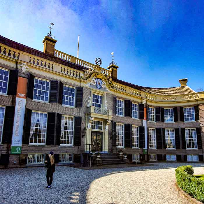 Groeneveld Castle Entrance - Discover True Netherlands