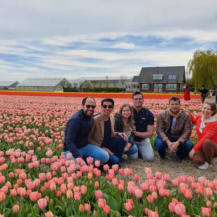 Noordwijkerhout tulips trip with friends - Discover True Netherlands