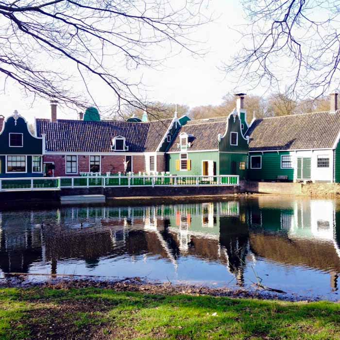 Openluchtmuseum in Arnhem - old Dutch houses of green colour - Discover True Netherlands