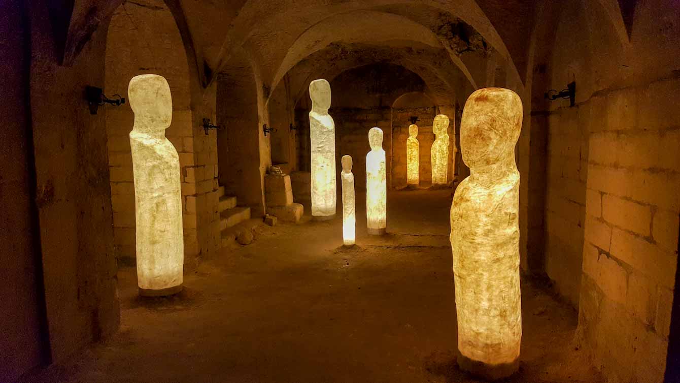 Valkenburg_caves_-_Light_statues_inside_the_caves_-_Discover_True_Netherlands