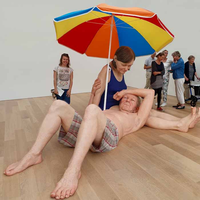 Voorlinde Museum - plastic illusion - Discover True Netherlands